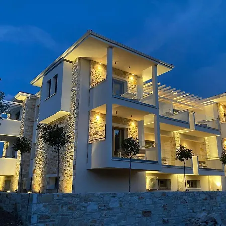 Luminous Luxury 4*