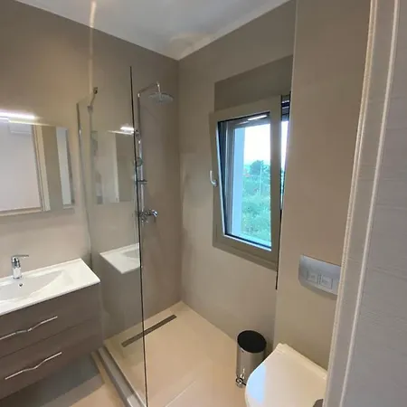 Luminous Luxury 4*