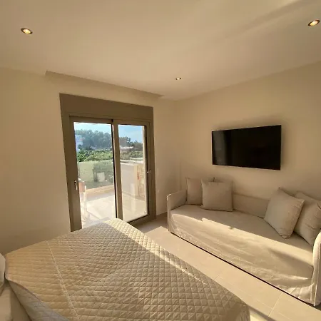 Luminous Luxury * Limenas (Thasos)