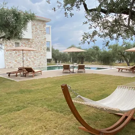 Hotel apartamentowy Luminous Luxury 4*