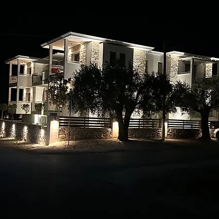 Luminous Luxury Hotel de apartamente *
