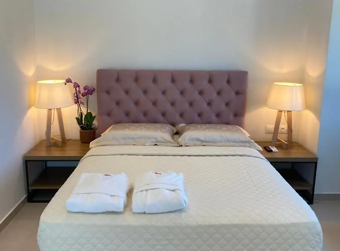 Luminous Luxury Limenas (Thasos)