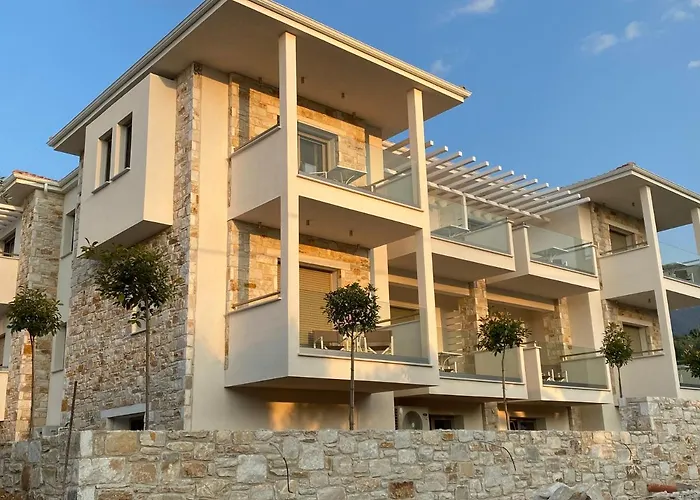 Luminous Luxury Ξενοδοχείο με διαμερίσματα 4*