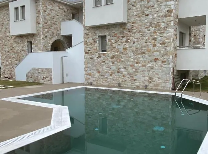 Luminous Luxury Aparthotel