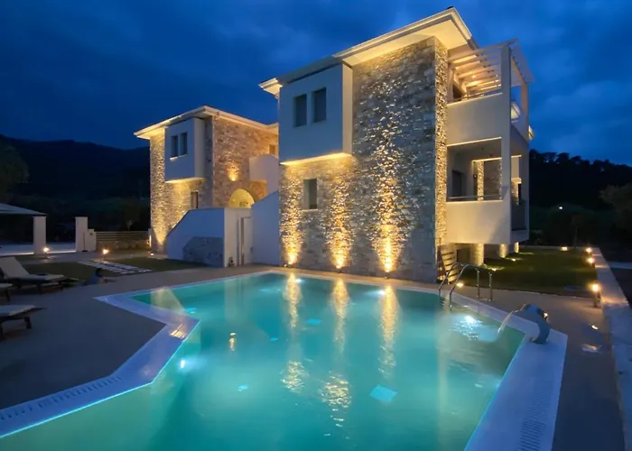 Luminous Luxury Λιμένας