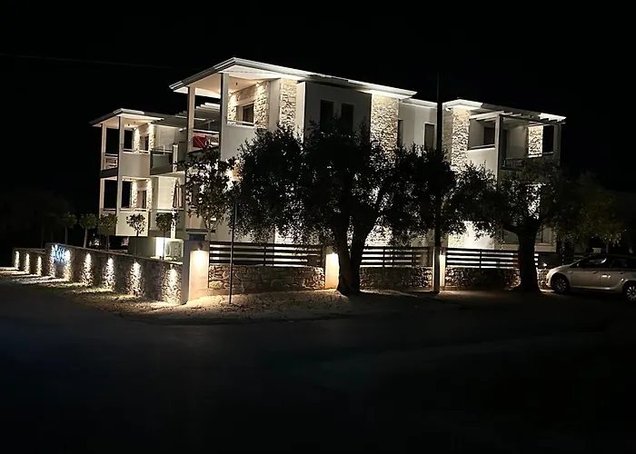 Luminous Luxury Aparthotel 4*