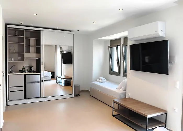 Luminous Luxury Aparthotel 4*